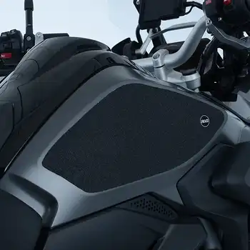 R&G Tank Traction Grips for BMW R1250 GS '18-