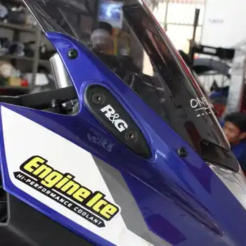 Mirror Blanking Plates for Yamaha YZF-R25 '14-'18 and Yamaha YZF-R3 '15-'18 models