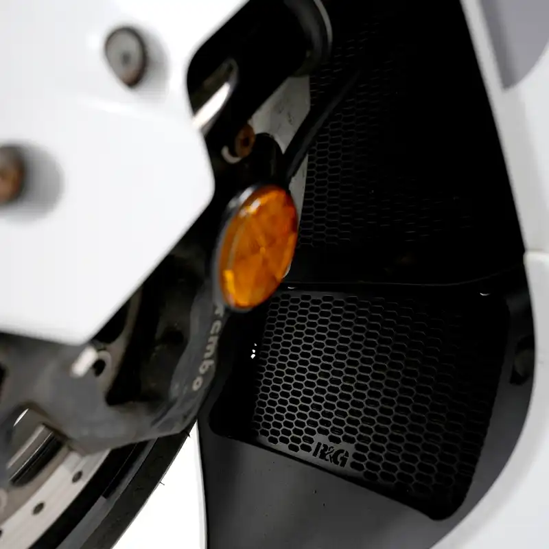 PRO Oil Cooler Guard for Suzuki Hayabusa '08- & B-KING