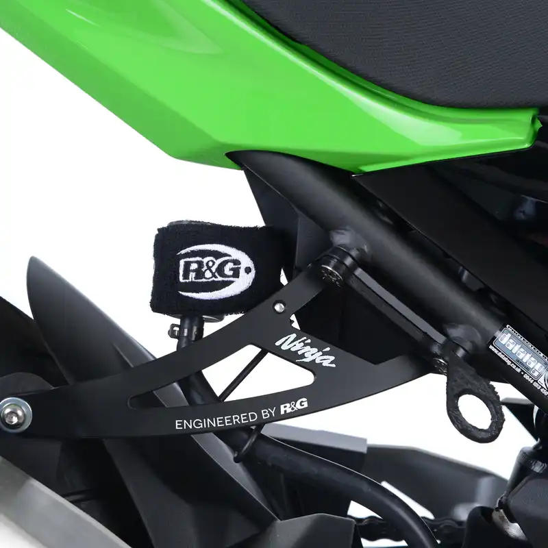 Exhaust Hanger & Footrest Blanking Plate kit for Kawasaki Ninja 250/400 '18- Z500 (Ninja) 2024