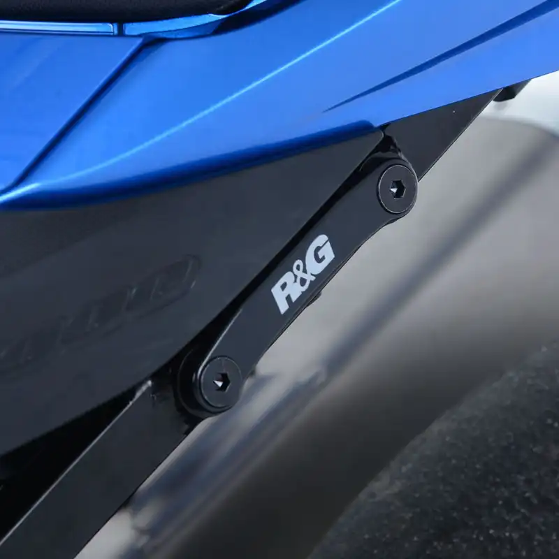 Rear Foot Rest Blanking Plate for Kawasaki Ninja 250 '17, Ninja 300, Z250 '13-'18 and Suzuki GSX-R1000 / GSX-R1000R '17- '24 models